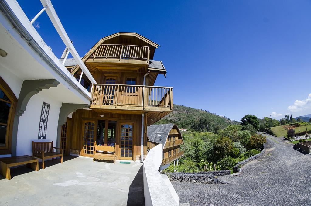 Hotel Fazenda Saint Claire Кампус-ду-Жордау Экстерьер фото