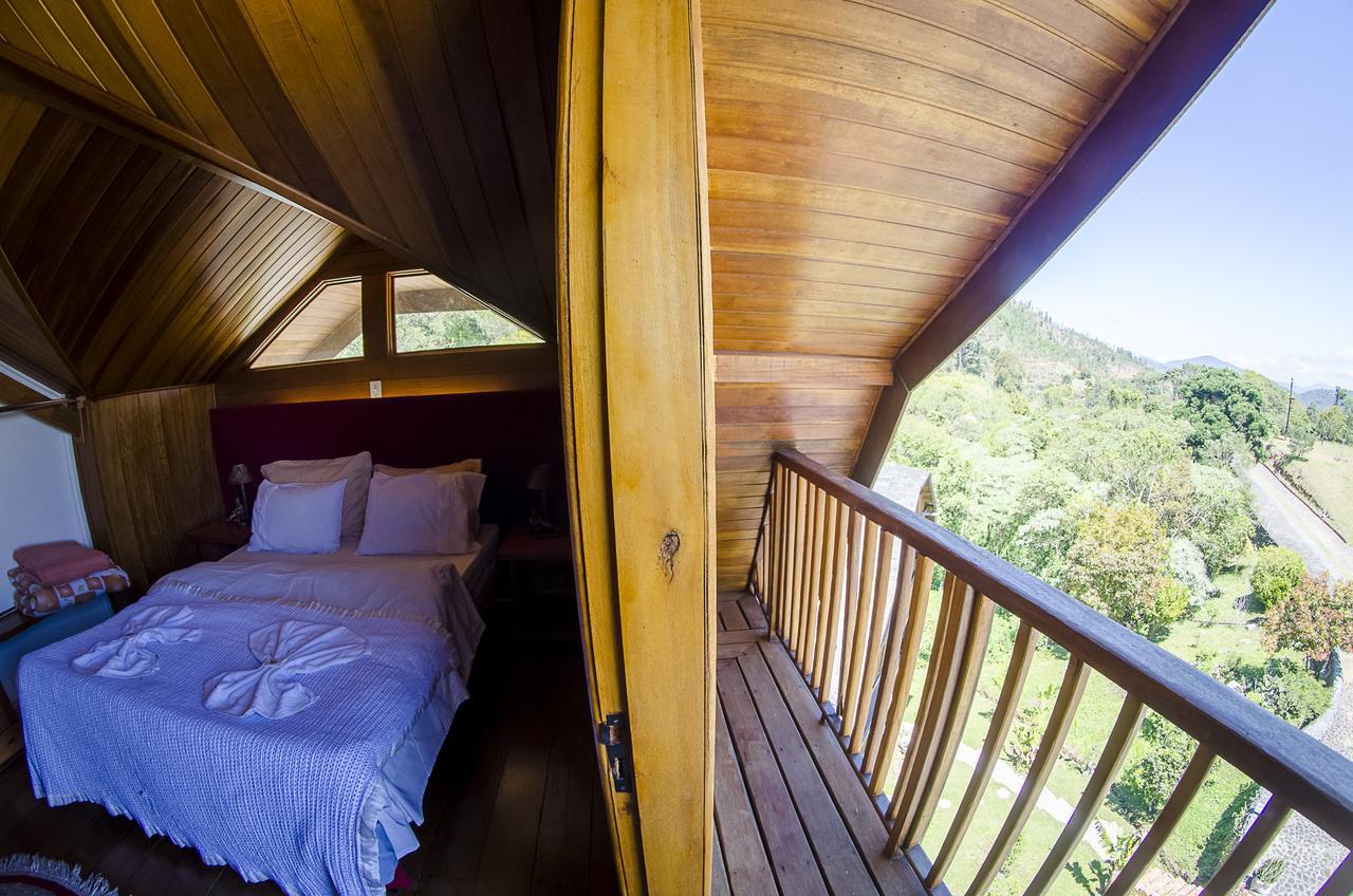 Hotel Fazenda Saint Claire Кампус-ду-Жордау Экстерьер фото