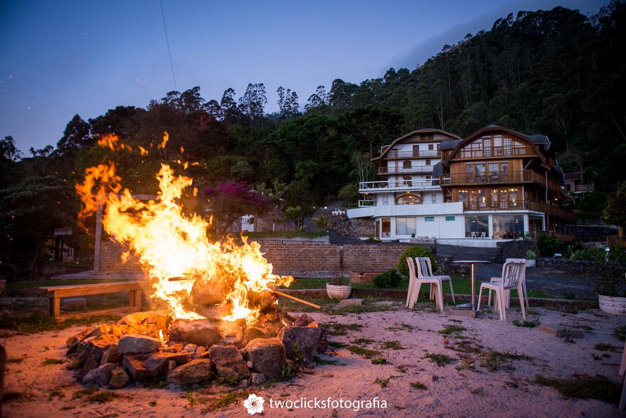 Hotel Fazenda Saint Claire Кампус-ду-Жордау Экстерьер фото